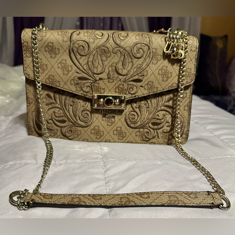 GUESS Tan Patterned Women's Bag